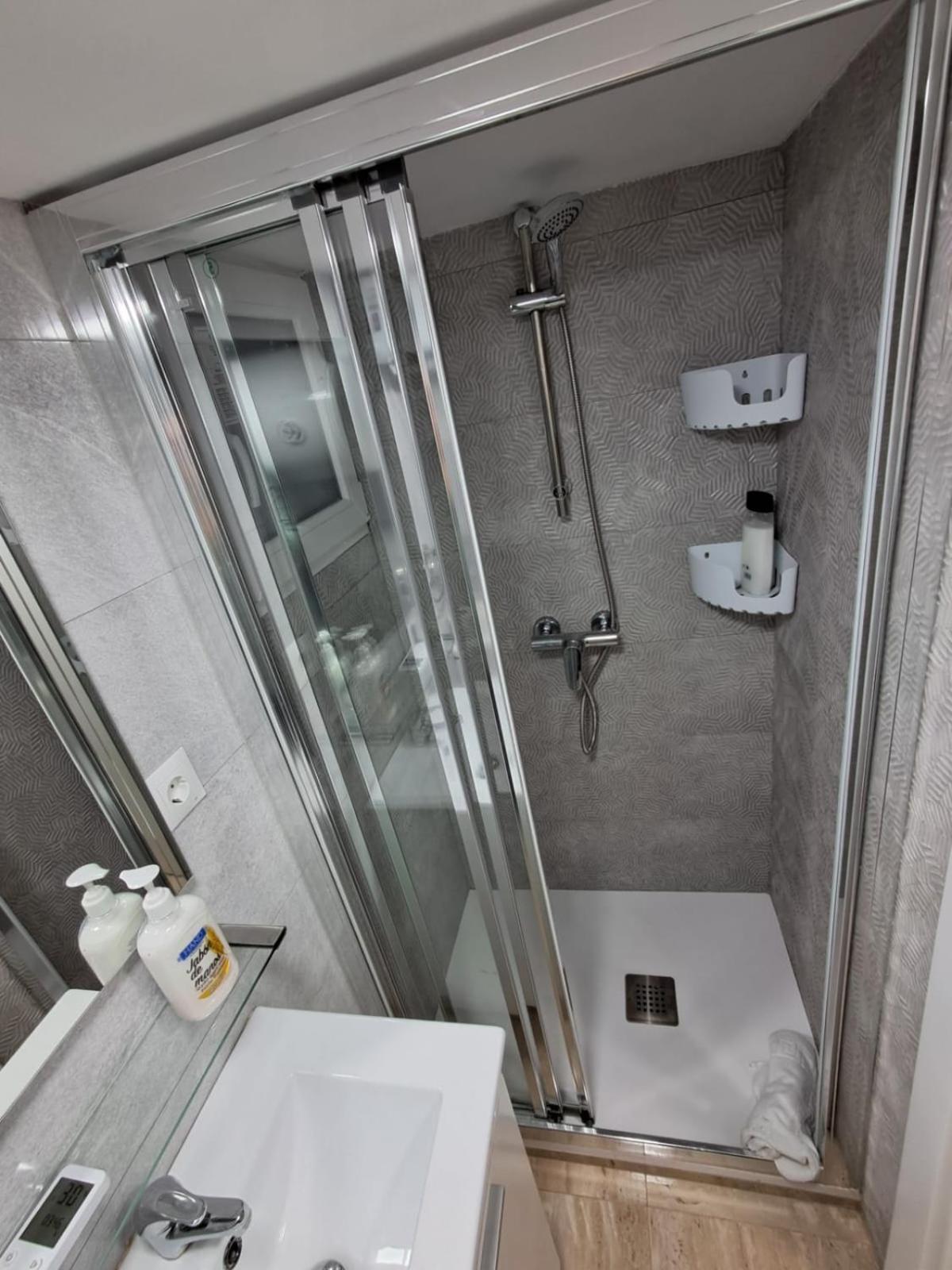 Hotel New Hortaleza Coliving Madryt Zewnętrze zdjęcie